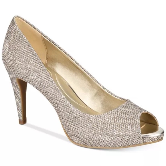 Bandolino Rainaa Gold Glamour Peep-Toe Pumps/ Size 7M - Picture 1 of 7